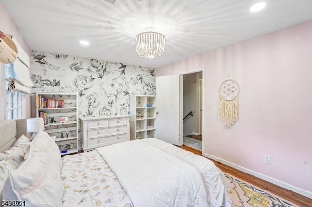 275 Wyoming Ave, Maplewood Twp., NJ 07040