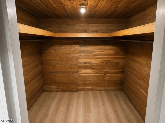 275 Wyoming Ave, Maplewood Twp., NJ 07040