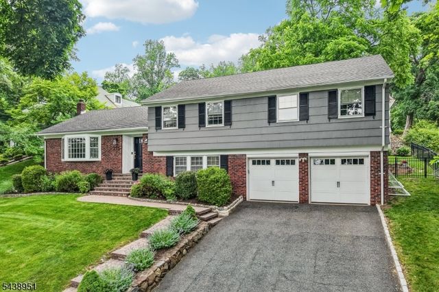 275 Wyoming Ave, Maplewood Twp., NJ 07040