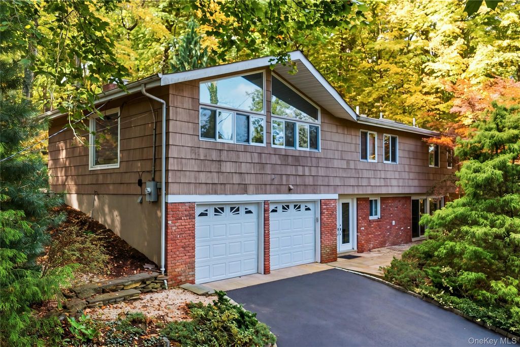 12 Sandy Hollow Road, Northport, NY 11768 — exterior
