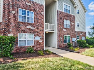 1313 Piedmont Circle, St Peters, MO 63304