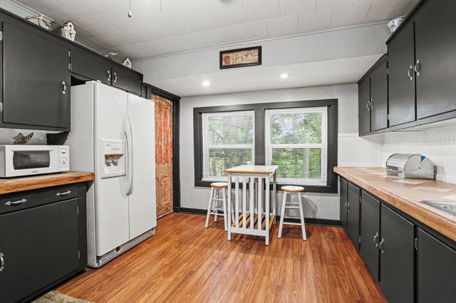330 Catherine Court, Allegan City, MI 49010