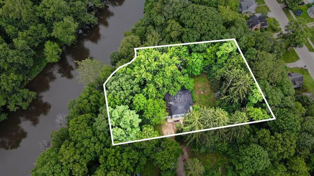 330 Catherine Court, Allegan City, MI 49010