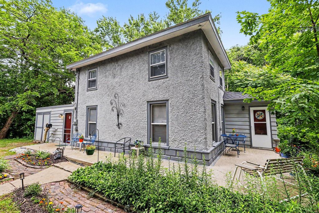 330 Catherine Court, Allegan City, MI 49010