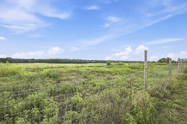 4855 Stitzle Road, Crandall, TX 75114