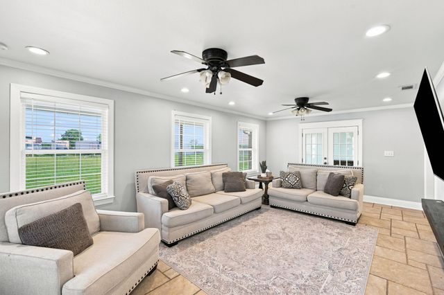 4855 Stitzle Road, Crandall, TX 75114