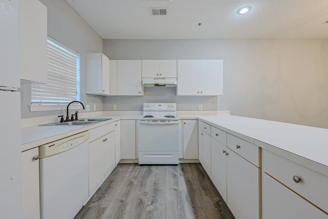 3935 Gladiola Ct Unit 203, Myrtle Beach, SC 29588