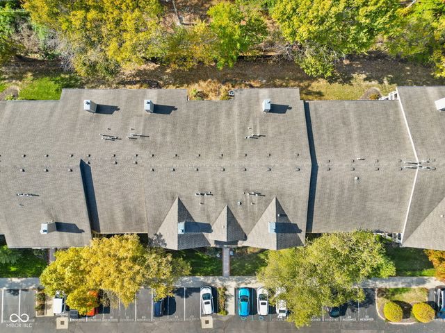 8720 Yardley Court 206, Indianapolis, IN 46268