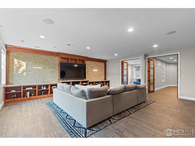 15501 Fairway Dr, Commerce City, CO 80022