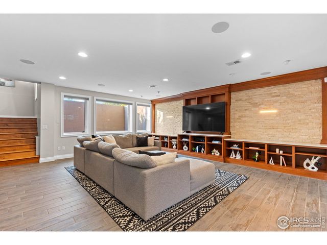 15501 Fairway Dr, Commerce City, CO 80022