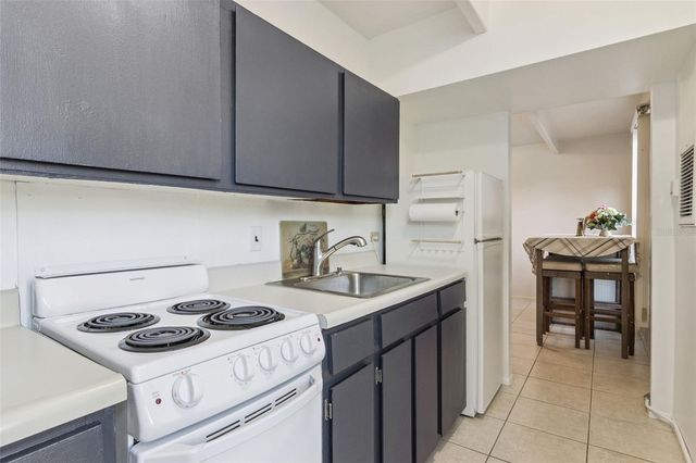 3037 CLUB CIR, Lakeshore, FL 33854