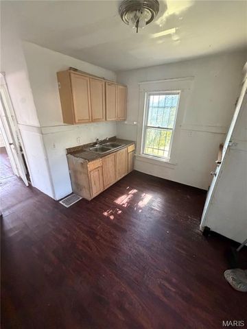 6224 Lexington Avenue, Pine Lawn, MO 63121