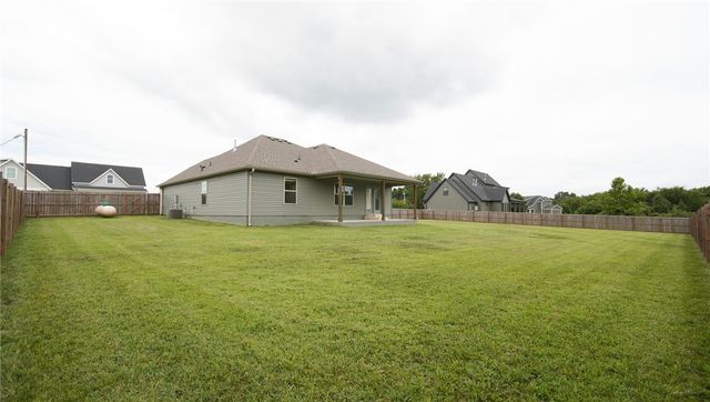 8 McDole Lane, Bella Vista, AR 72715