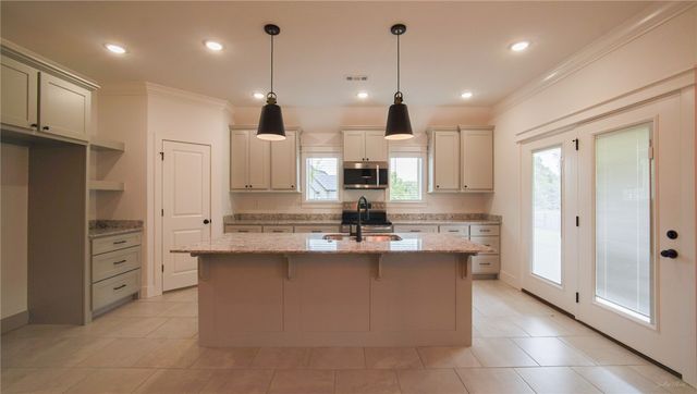 8 McDole Lane, Bella Vista, AR 72715