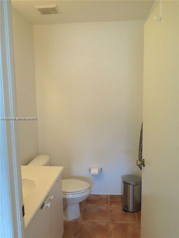 6202 NW 116th Pl 443, Doral, FL 33178