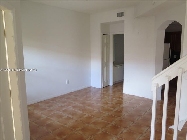 6202 NW 116th Pl 443, Doral, FL 33178