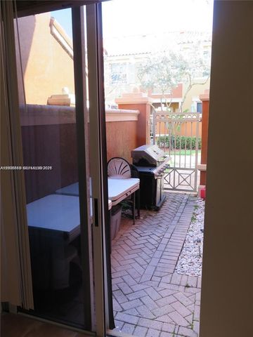 6202 NW 116th Pl 443, Doral, FL 33178