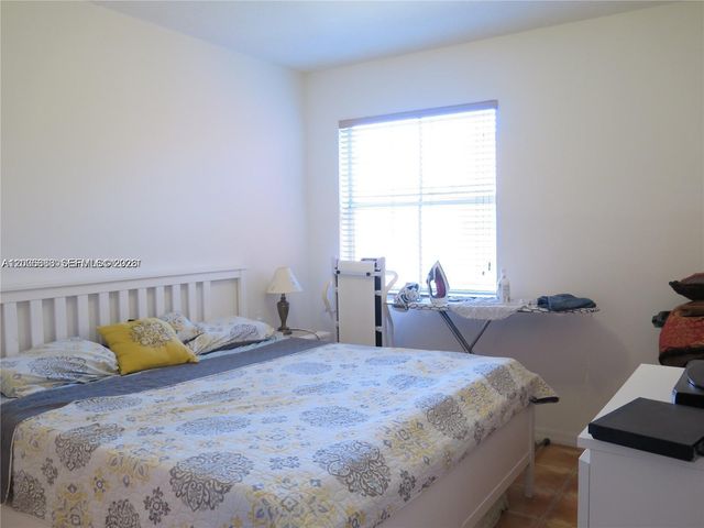 6202 NW 116th Pl 443, Doral, FL 33178