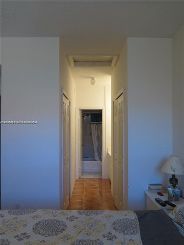 6202 NW 116th Pl 443, Doral, FL 33178