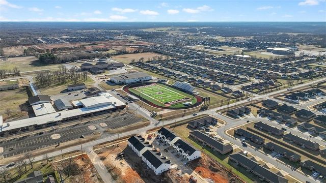 772 W Pickens Road, Pea Ridge, AR 72751