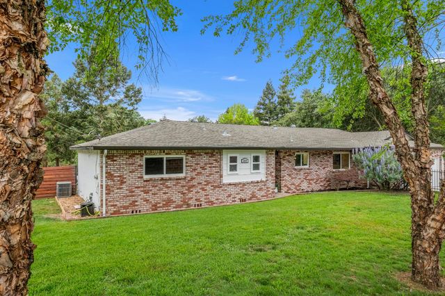 3517 Bajamont Way, Carmichael, CA 95608