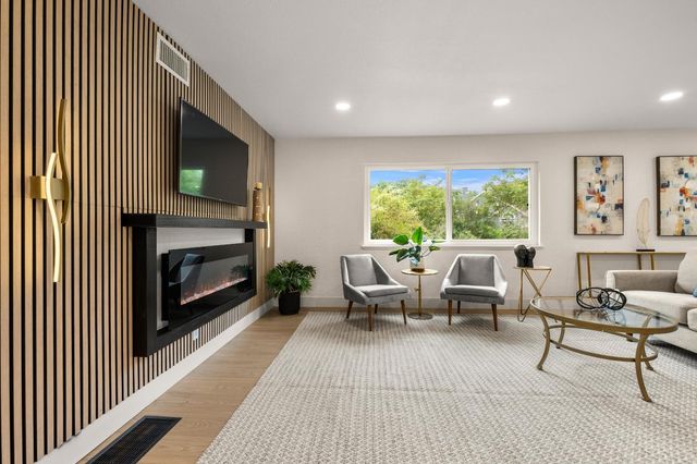 3517 Bajamont Way, Carmichael, CA 95608