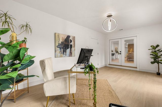 3517 Bajamont Way, Carmichael, CA 95608