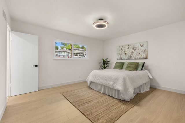 3517 Bajamont Way, Carmichael, CA 95608