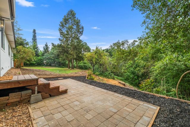 3517 Bajamont Way, Carmichael, CA 95608