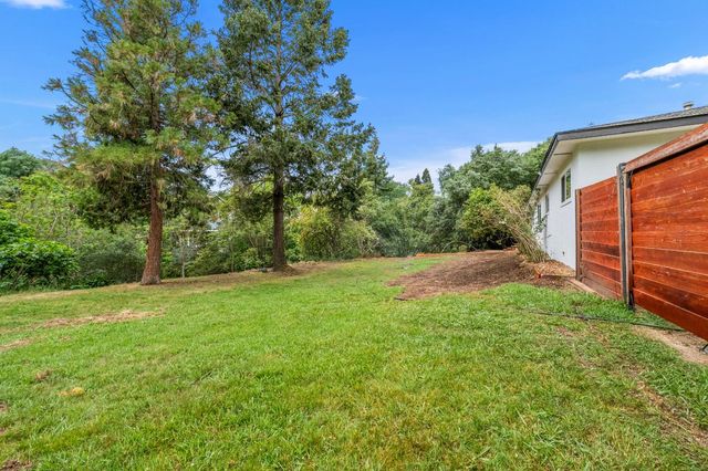 3517 Bajamont Way, Carmichael, CA 95608