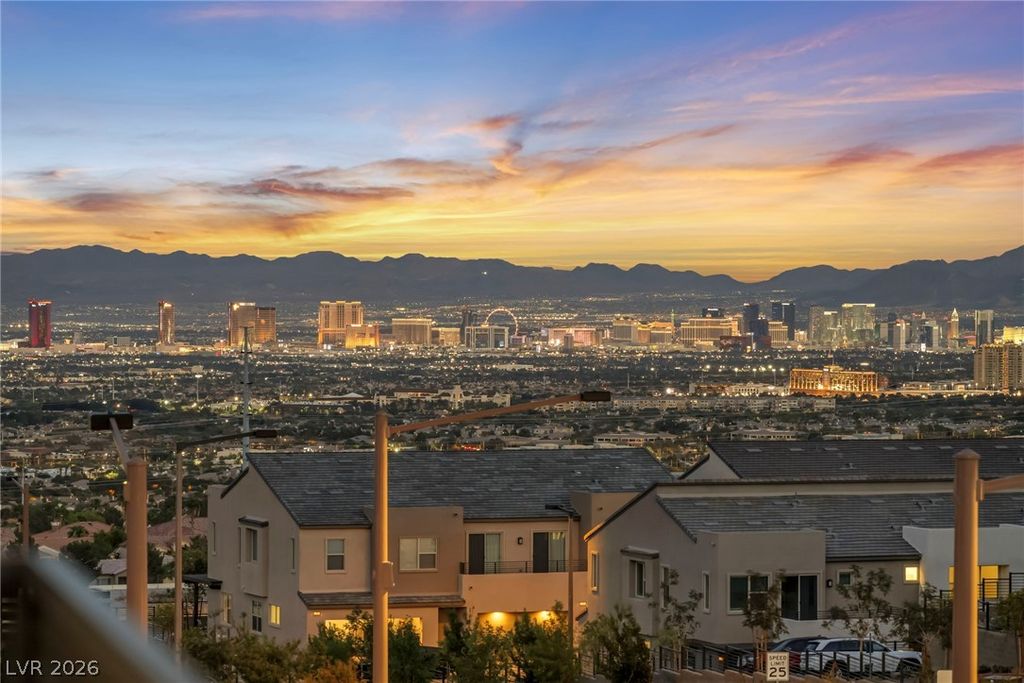11512 West Fleet Wing Avenue, Las Vegas, NV 89138 — photo 3