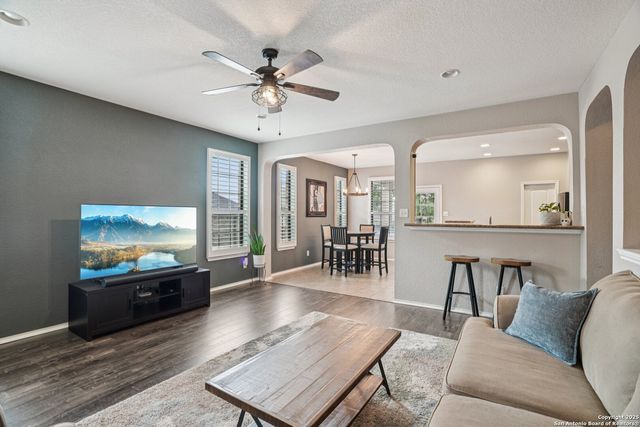 4550 Echo Grove, San Antonio, TX 78259
