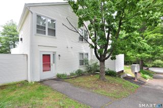 12 Deerwood Lane 2, Waterbury, CT 06704