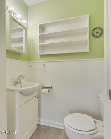 402 Silver Lake Road, Church Hill, TN 37642