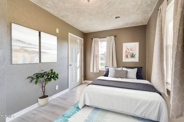 402 Silver Lake Road, Church Hill, TN 37642