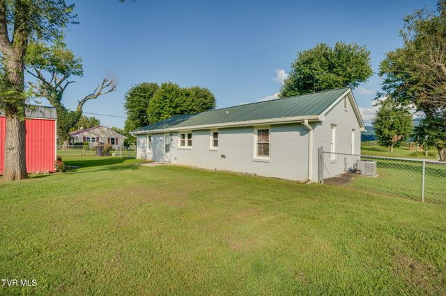 402 Silver Lake Road, Church Hill, TN 37642