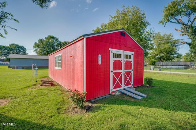 402 Silver Lake Road, Church Hill, TN 37642