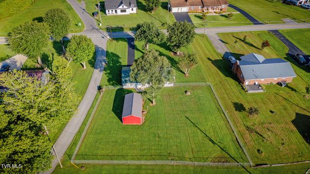 402 Silver Lake Road, Church Hill, TN 37642