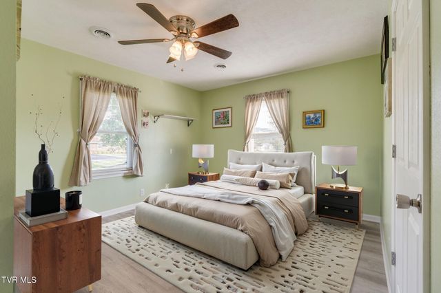 402 Silver Lake Road, Church Hill, TN 37642