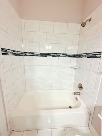 212 Stellariga Place, Dallas, TX 75203