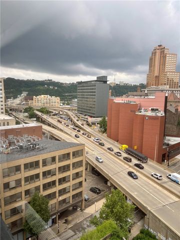 112 Washington Place 8A, Downtown Pgh, PA 15219