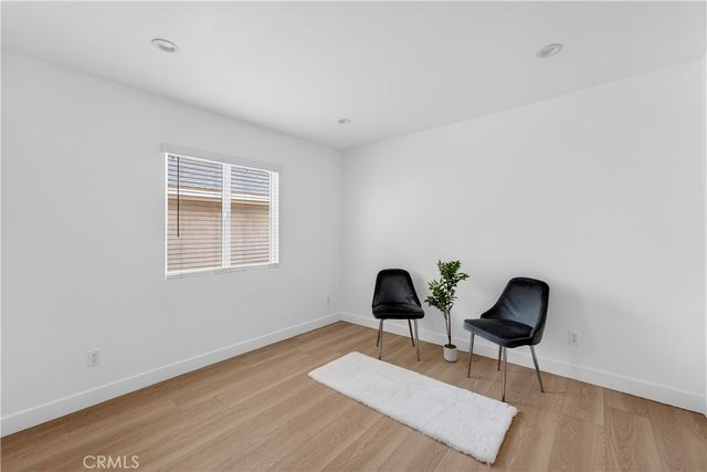 1112 E 102nd Street, Los Angeles, CA 90002