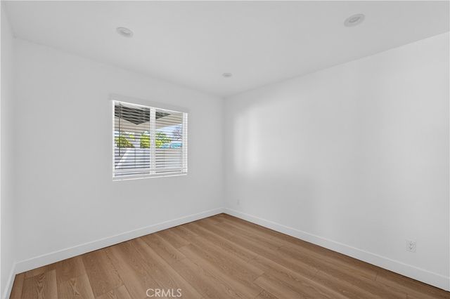 1112 E 102nd Street, Los Angeles, CA 90002