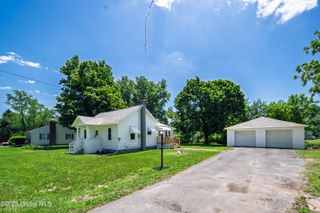 4051 Ny Highway 43, North Greenbush, NY 12198