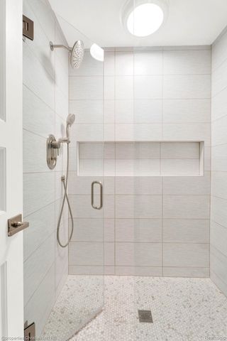 270 Martell Drive, Bloomfield Hills, MI 48304