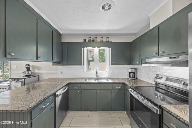 306 Shamrock Drive, Wilmington, NC 28409
