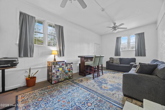 306 Shamrock Drive, Wilmington, NC 28409