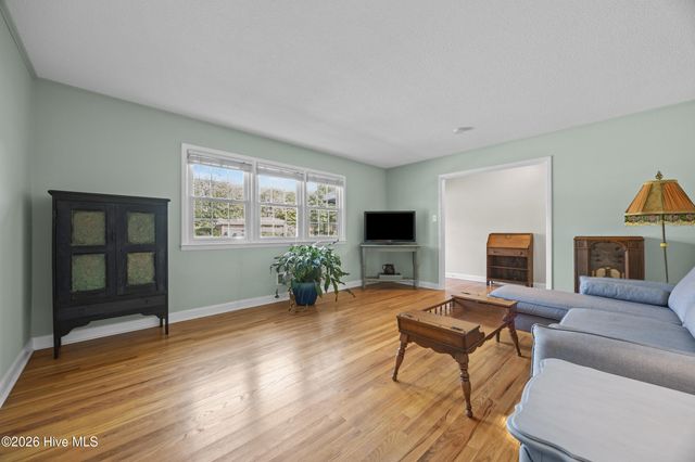 306 Shamrock Drive, Wilmington, NC 28409