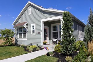 6172 W COPPER HAWK DR, South Jordan, UT 84009