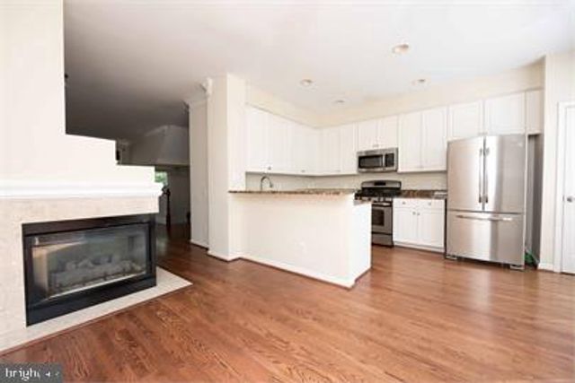 6002 LINCOLNIA RD, Alexandria, VA 22312